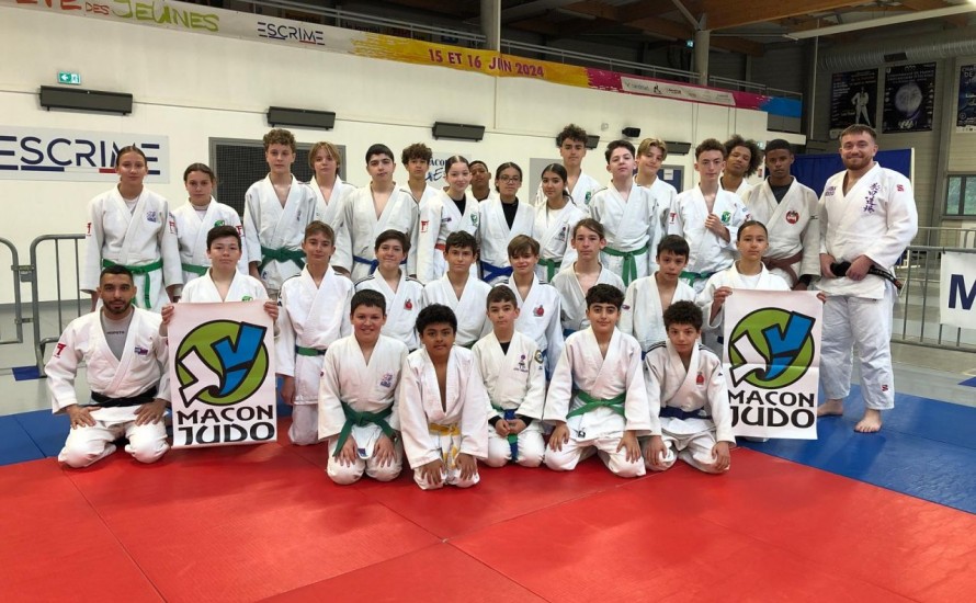 Groupe Elite le 12 avril 2025 à Mâcon